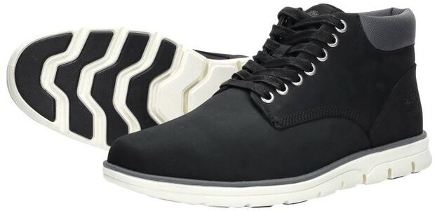 Bradstreet Chukka Leather - large