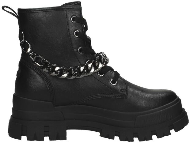 Boot With Chain - large