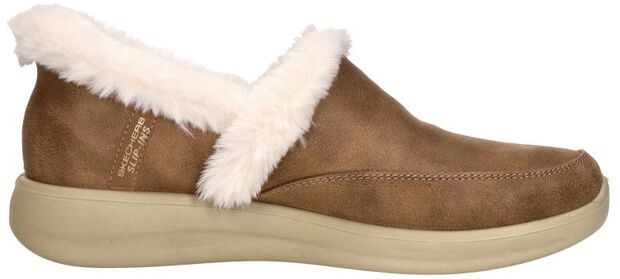 Slip-Ins: Cozy Escape - large