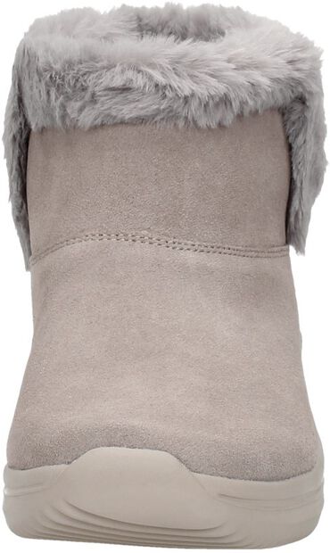 On-The-Go Midtown So Plush - large