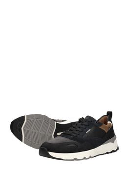 Sneakers Laag