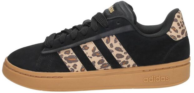 GRAND COURT ALPHA 00s - large