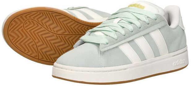 GRAND COURT ALPHA 00s - large