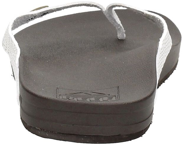 Cushion Court - large