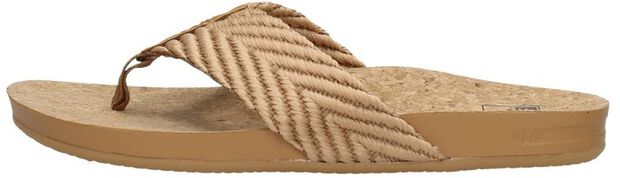 Cushion Court - large