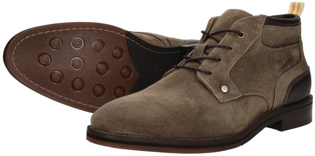 Gekleed Hoog - large