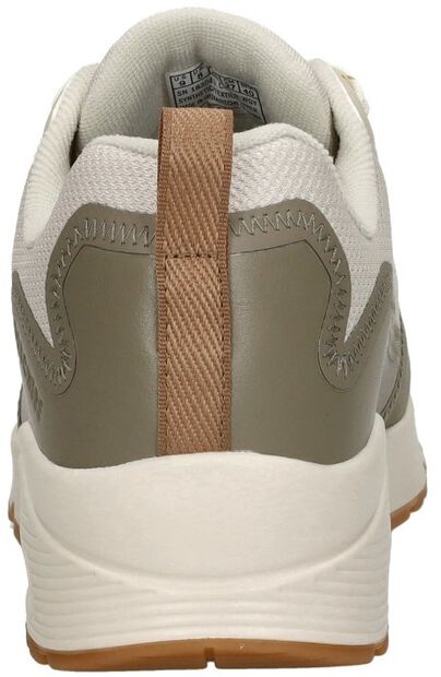 Uno - Layover - large