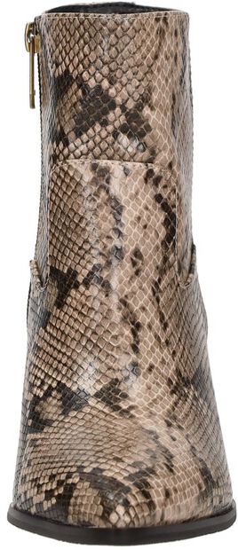 Vera Tate - large