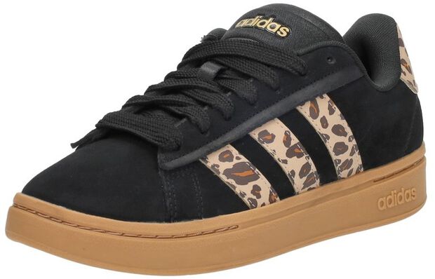 GRAND COURT ALPHA 00s - large