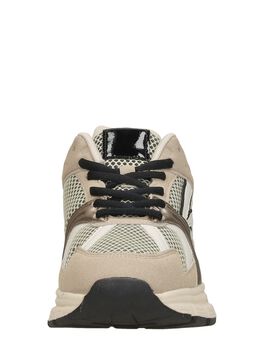 Sneakers Laag