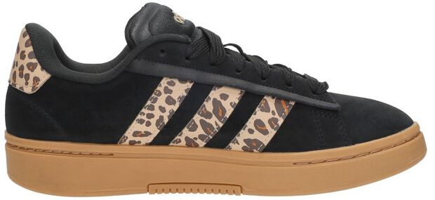 GRAND COURT ALPHA 00s - large