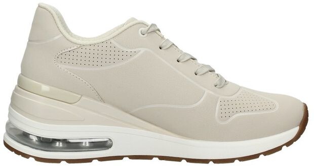 Million Air - Lifted - large