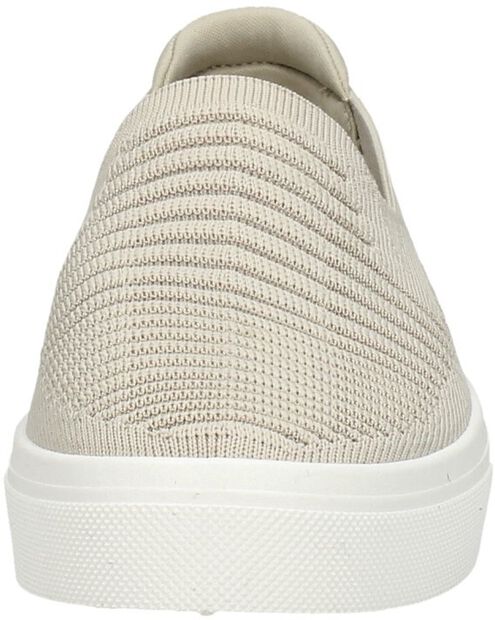 Poppy - Garden Walk - large