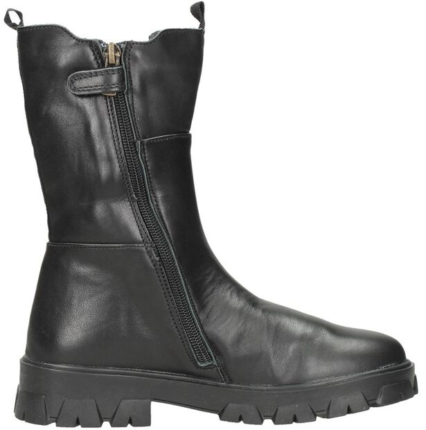 Roxanne Chelsea - large