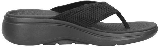 Go Walk Arch Fit Sandal - large