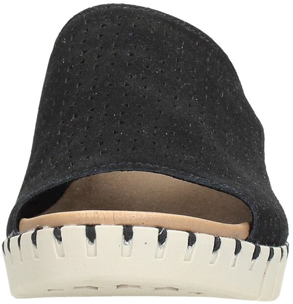 Pier Ave Urban Escape - large