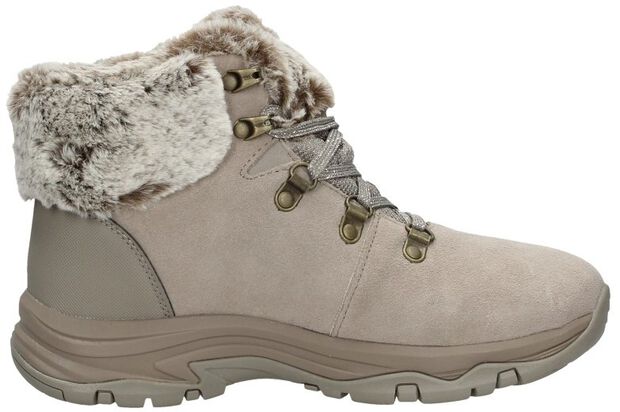 Relaxed Fit: Trego - Falls Finest - large