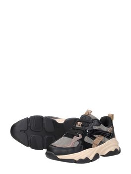 Sneakers Laag
