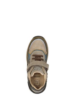 Sneakers Laag