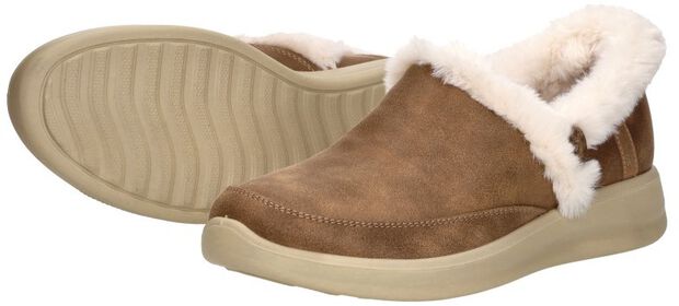 Slip-Ins: Cozy Escape - large