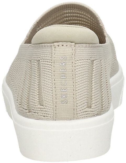 Poppy - Garden Walk - large