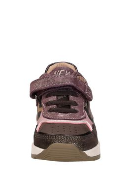 Sneakers Laag