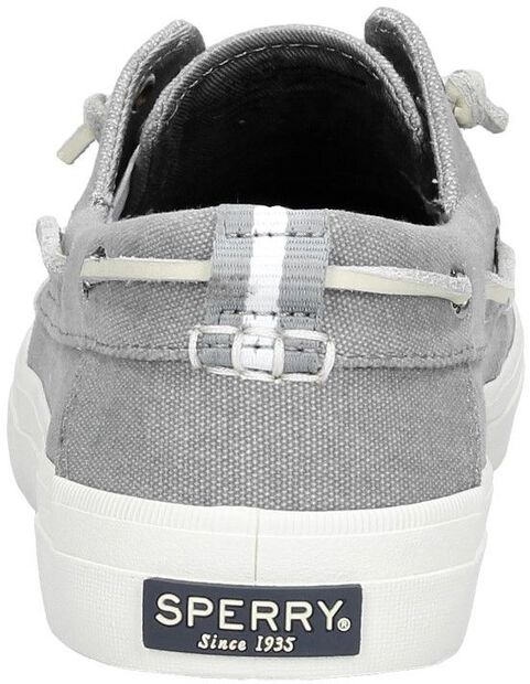 Crest Resort - large