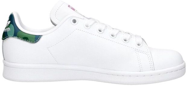 Stan Smith - large