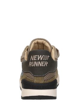 Sneakers Laag