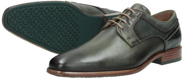 herenschoenen gekleed - large