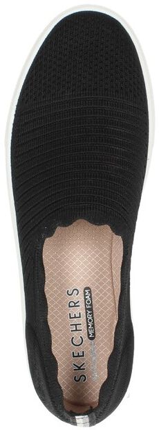 Poppy Breezy Street - large