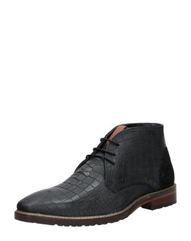 Herenschoenen gekleed