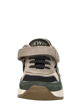 Sneakers laag