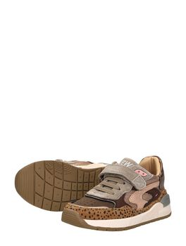 Sneakers Laag