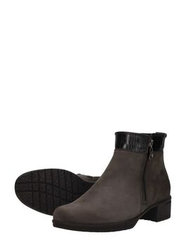 Hip Boot