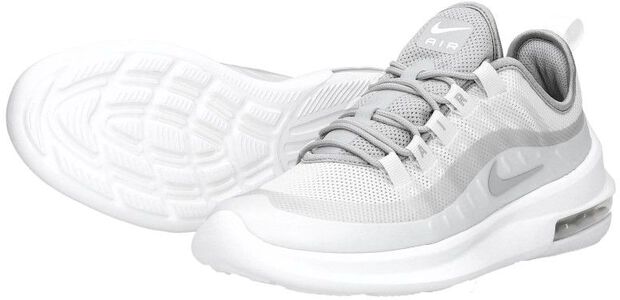 Air Max Axis - large
