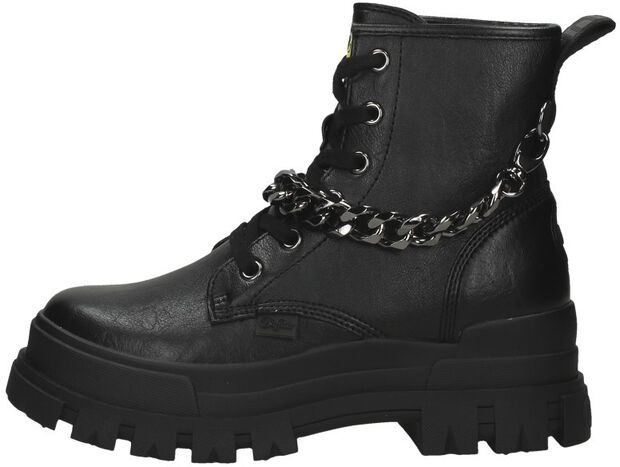 Boot With Chain - large