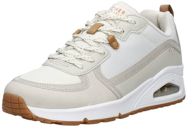 Uno - Layover - large