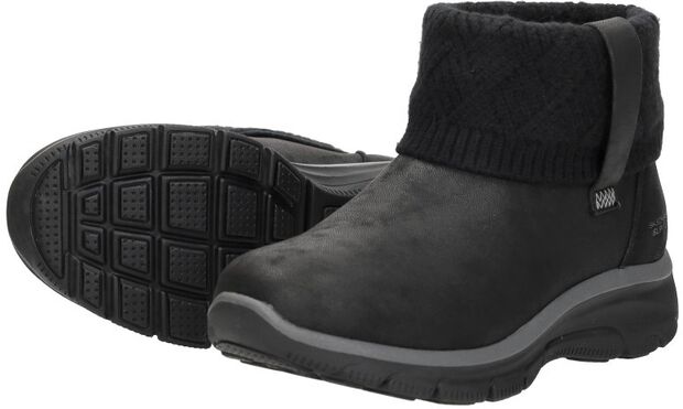 Slip-Ins: Easy Going - Cozy Habit - large