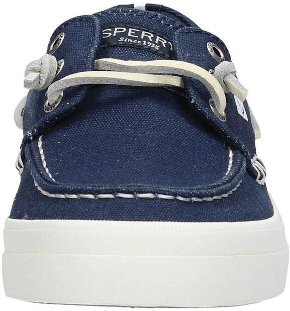 Crest Resort - large