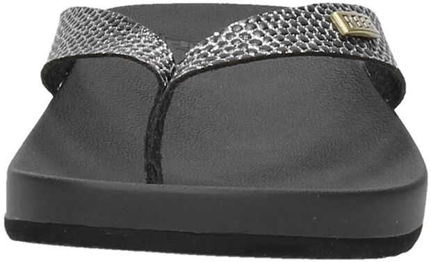 Cushion Court - large