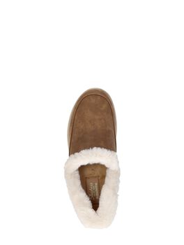 Slip-Ins: Cozy Escape