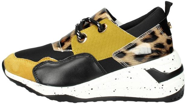 Bulky sneakers - large