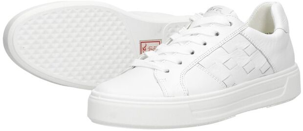 Courtyard 2.0 - large