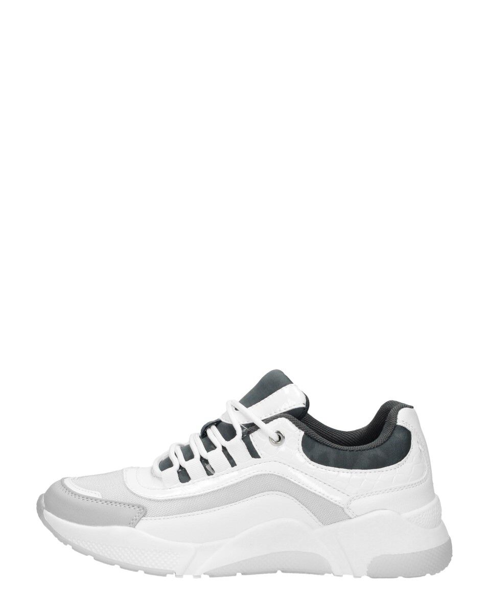 Online opruiming bij Schuurman Schoenen: sale tot 50% korting