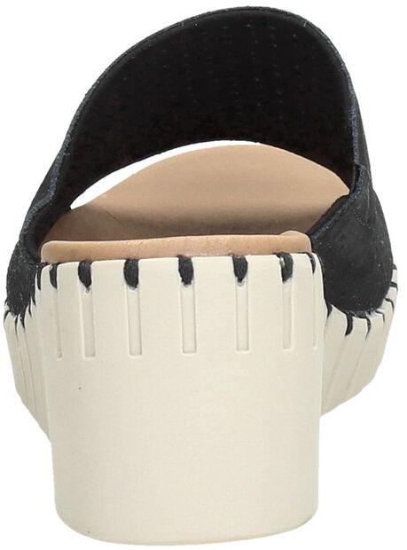 Pier Ave Urban Escape - large