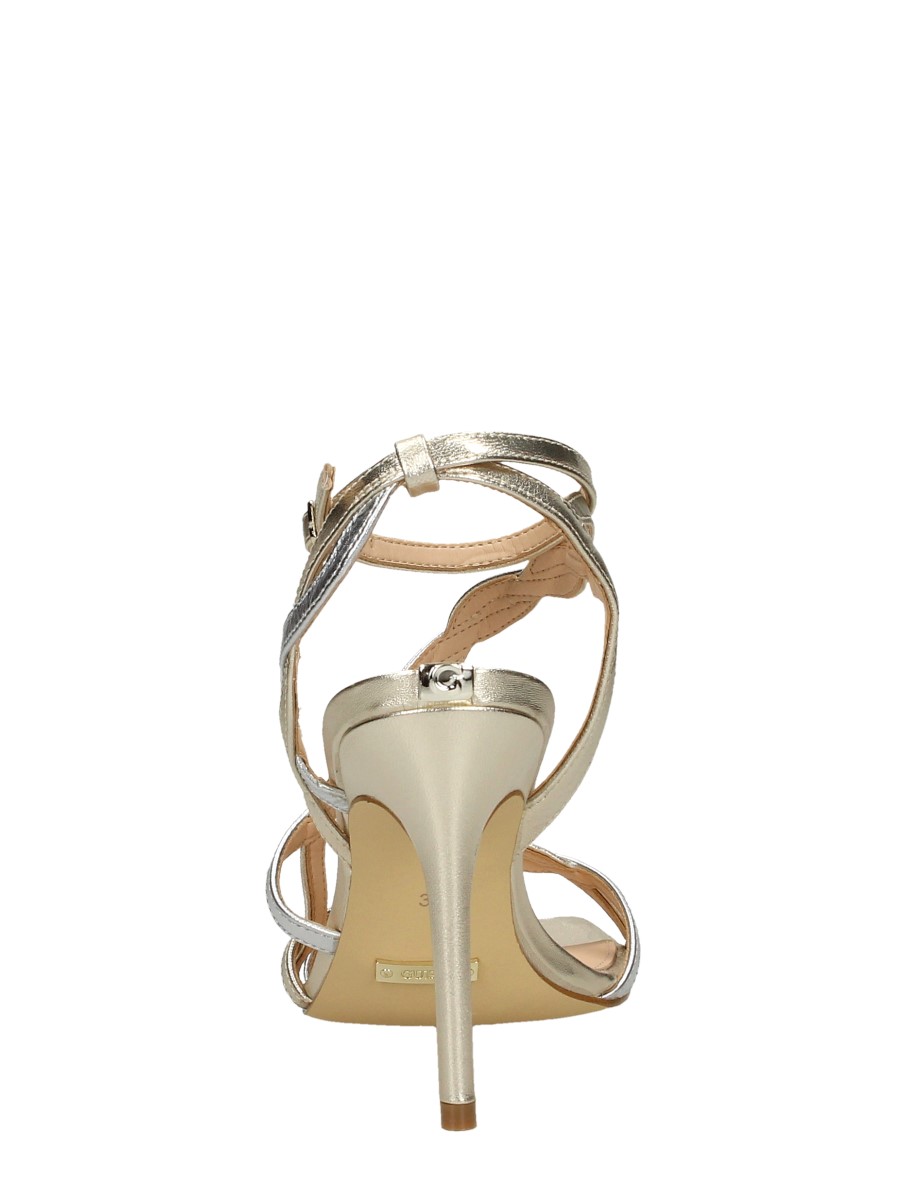 Guess - Syivia – foto 3 van 4