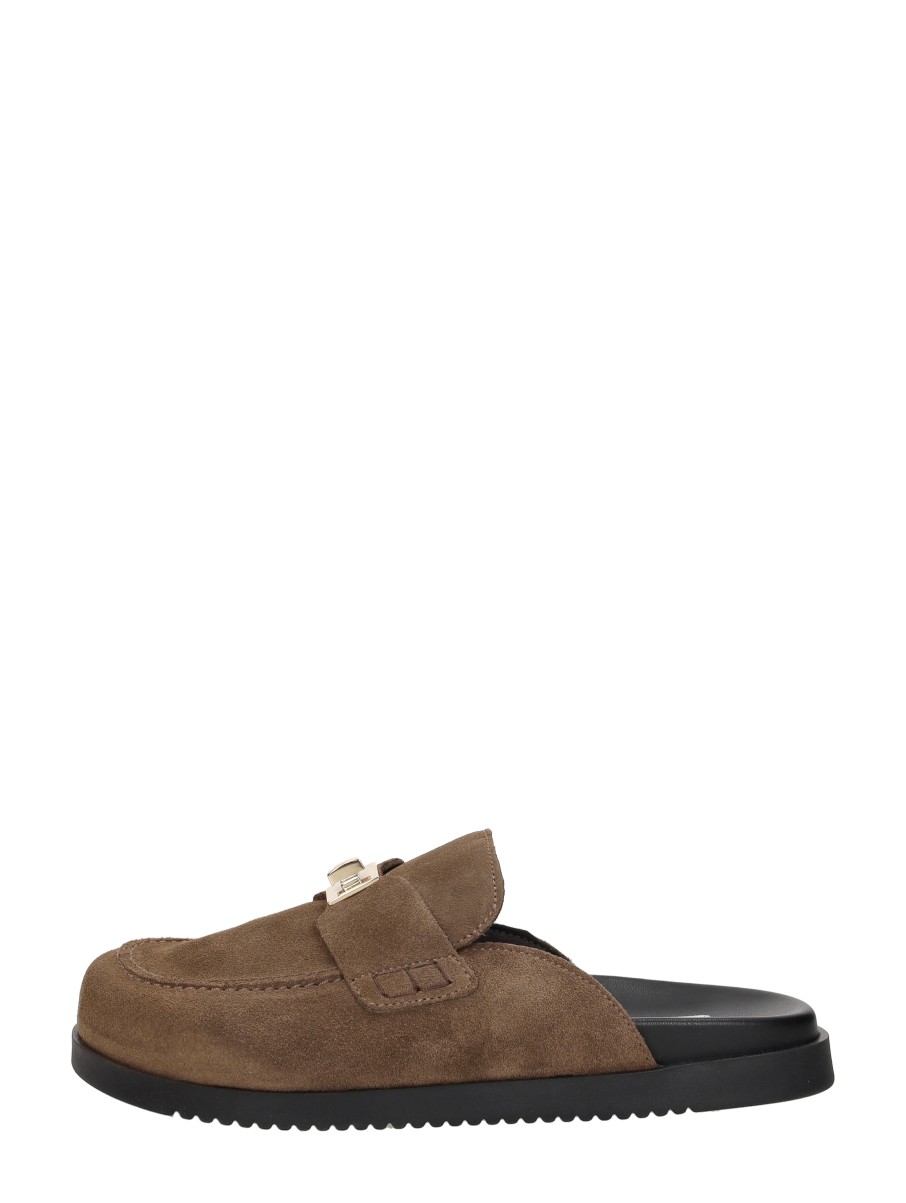Steve Madden  Megg