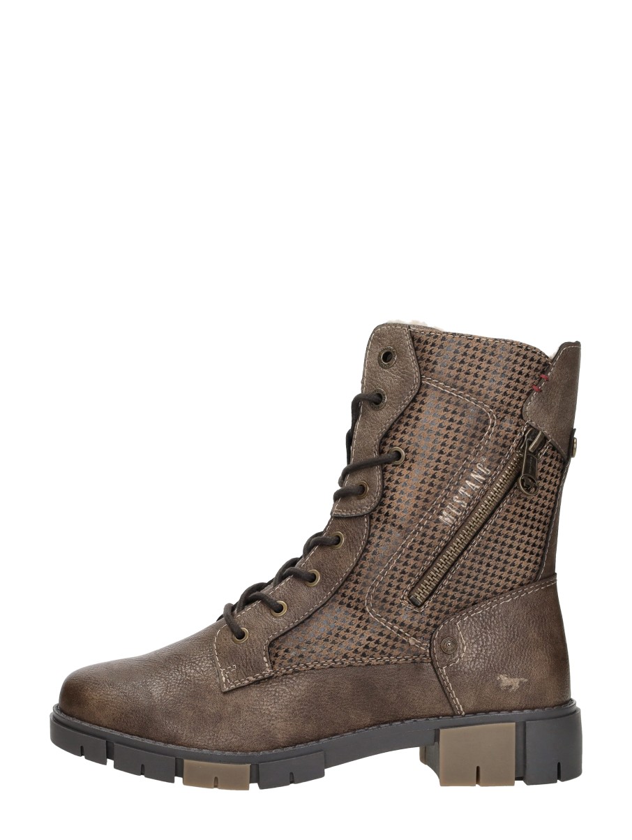 Mustang  Veterschoenen Hoog